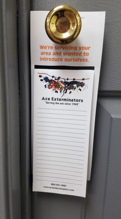 8253 - note- pad door hanger